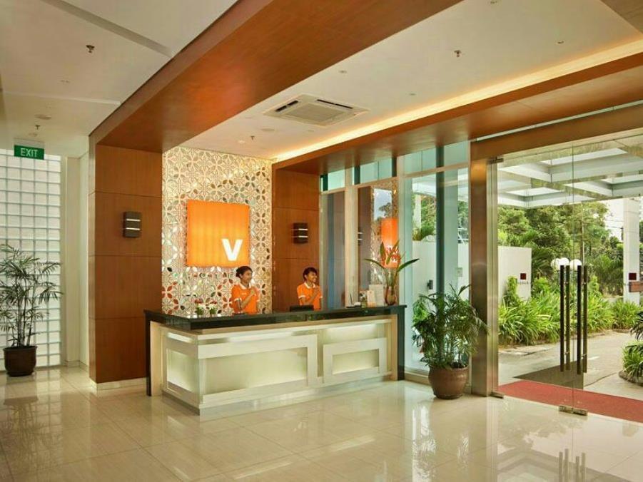 V Hotel Tebet Джакарта Екстер'єр фото